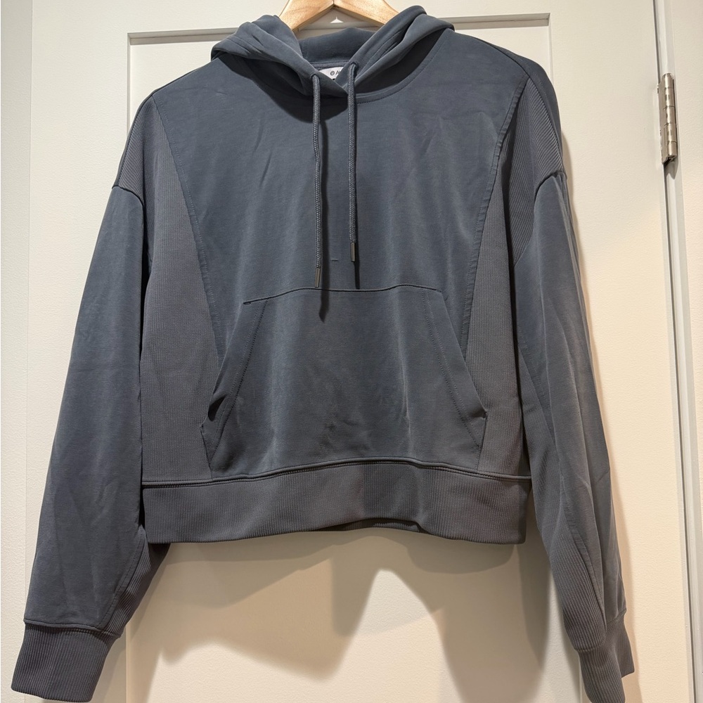Matching set!! Athleta suede-soft set (or can be sold separately)